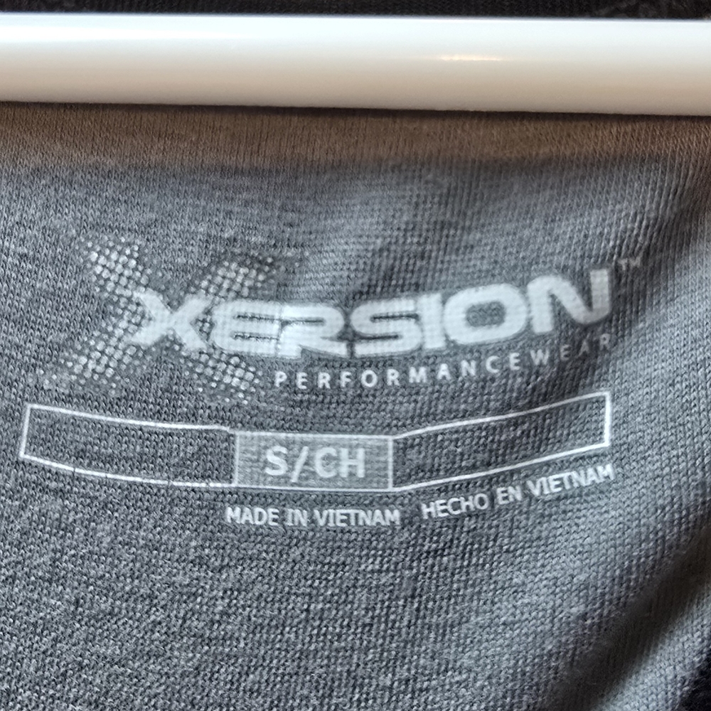 XERSION Top Small Black Pink Grey Racerback Sleeveless Workout Tank Women's - Picture 3 of 3